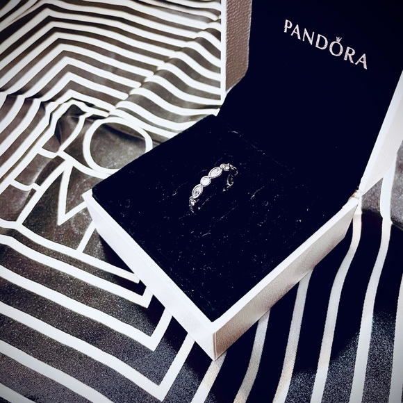 Pandora stackable ring - Picture 6 of 8